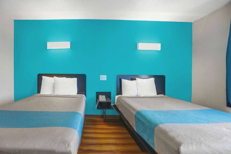 Motel Northeast Raleigh