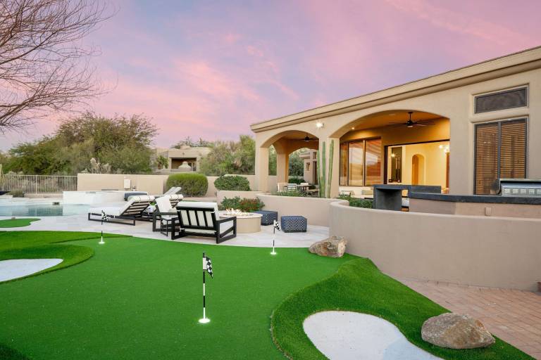 House  Happy Valley Ranch