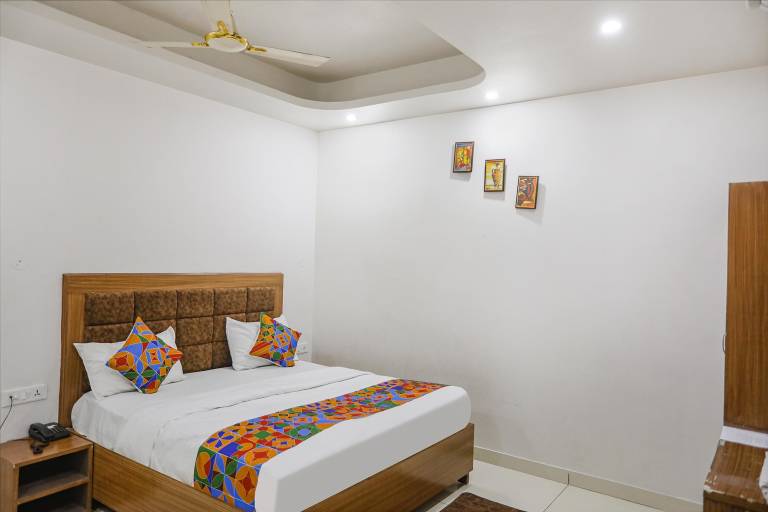 FabHotel Well Stay