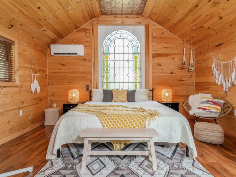 Cabin Ithaca
