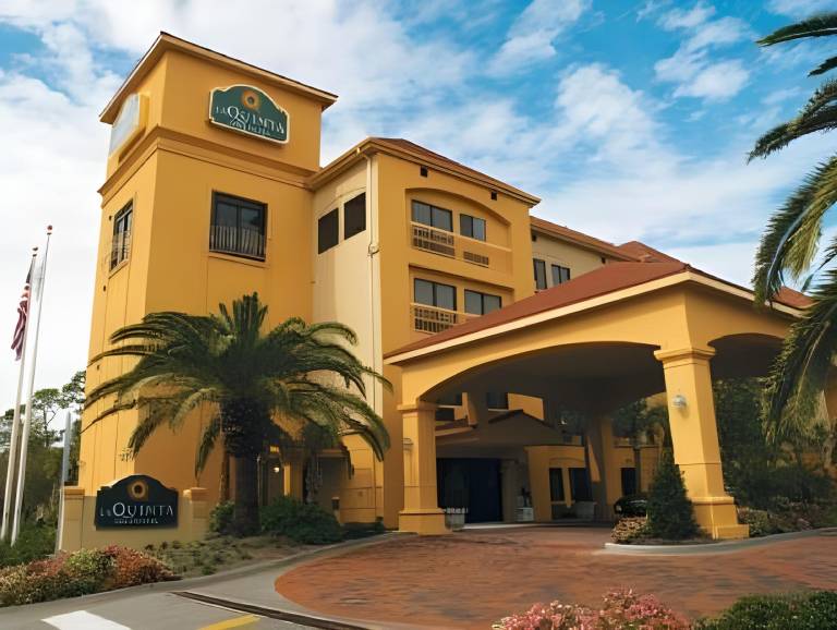 La Quinta Inn & Suites by Wyndham Fort Walton Beach in Fort Walton Beach, FL