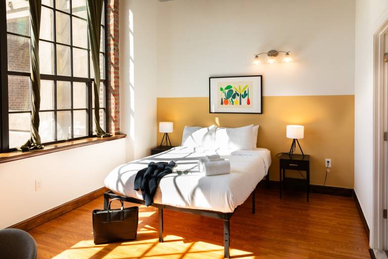 Apartment  West Poplar