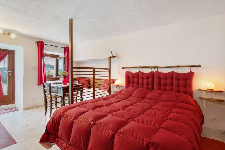 Studio 'Nel Cuore Della Via Francigena' with Mountain View and Private Garden in Aosta