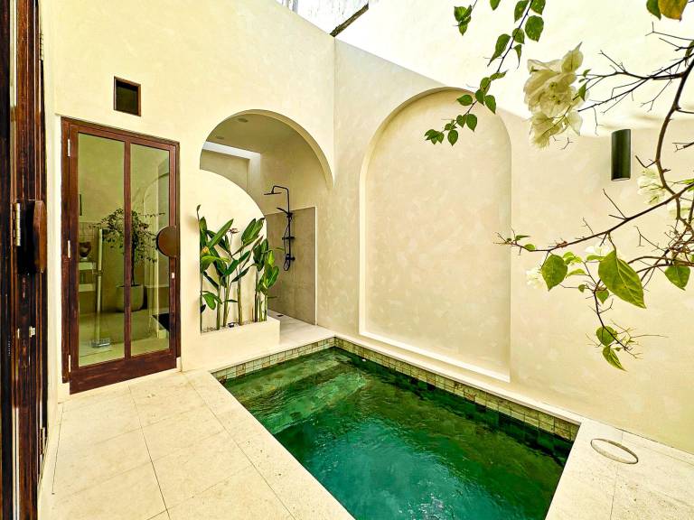 Nice vacation home with yard, patio & private pool | Perfect for remote work | Pets allowed in Pecatu