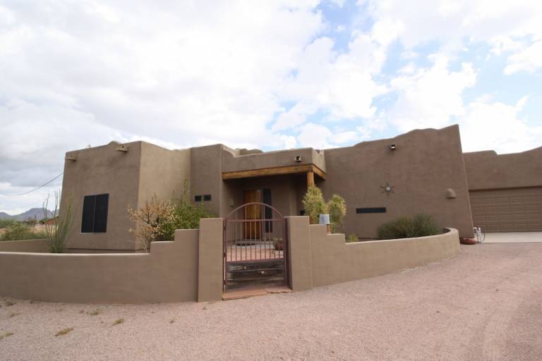 House  Apache Junction