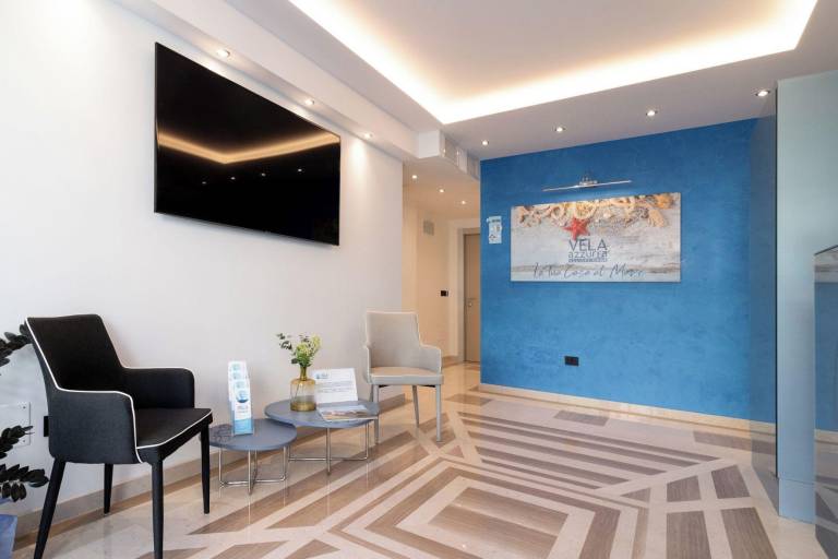Holiday apartment with terrace — photo 4