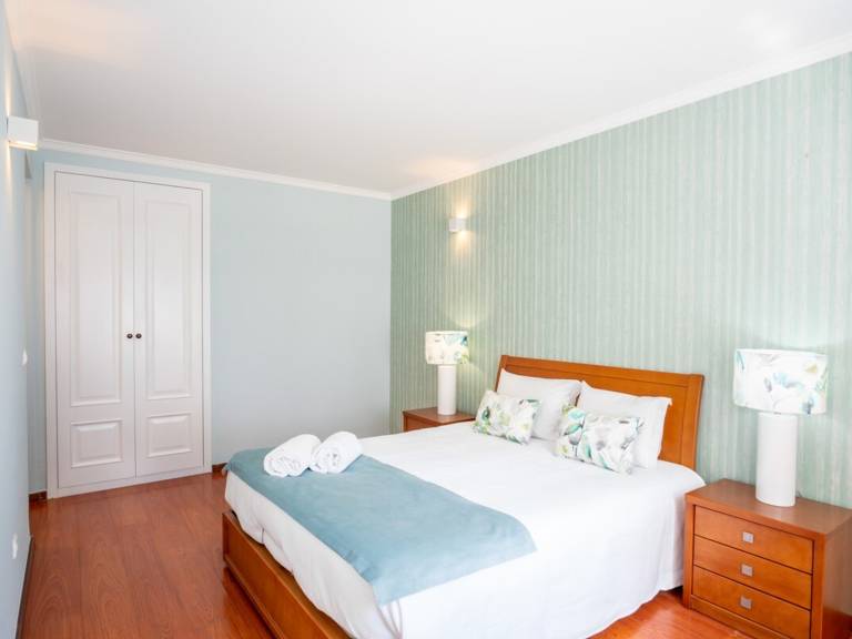 Old Town Albufeira Apartment near Beach — photo 5