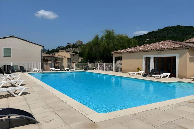 Appartement Montbrun-les-Bains