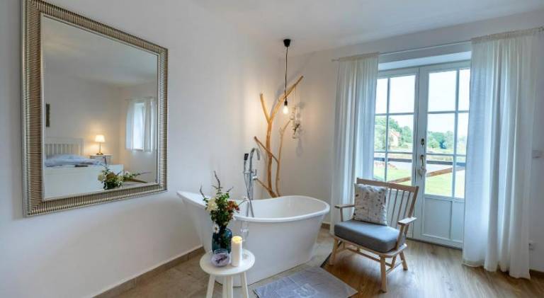 Serviced apartment with sauna, garden & grill | Pets allowed — photo 3