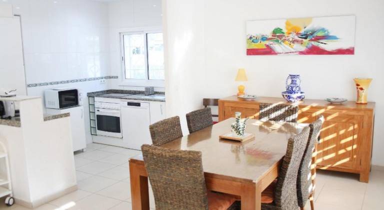 Fully equipped beautiful house with garden, patio & BBQ | Beach nearby | Pet-friendly — photo 2