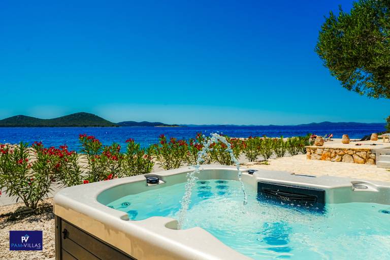Ferienhaus in Drage, Pakoštane für max. 4 Personen, Ferienhaus in Drage, Pakoštane für max. 4 Personen,