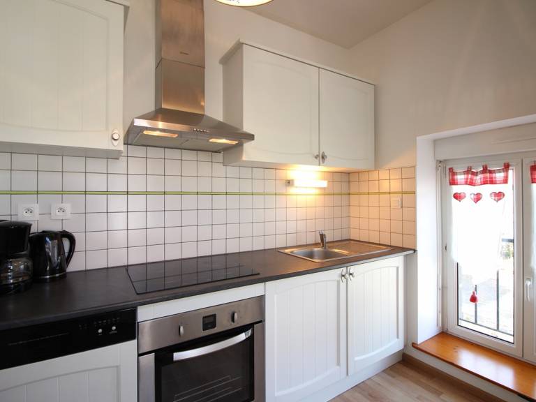 Holiday apartment with 2 rooms for 6 persons — photo 5