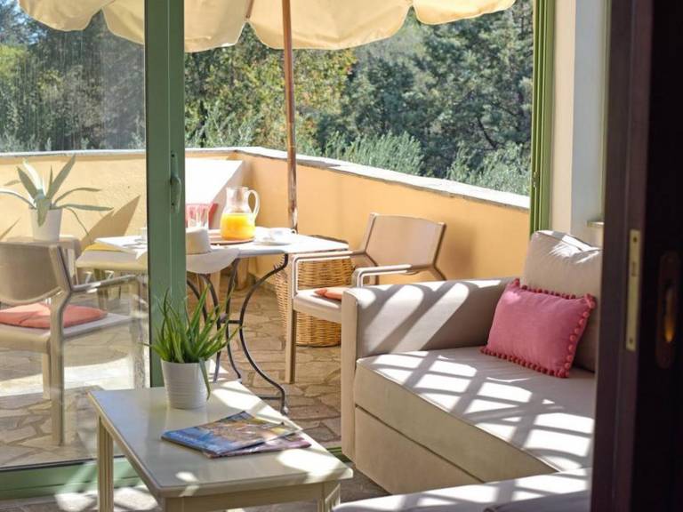 Dedicated room with pool & garden | Nature view | Pets allowed — photo 2