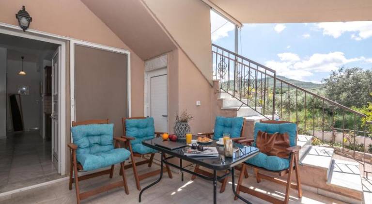 Fully equipped charming vacation home with grill, garden & jacuzzi | Good for workation | Pets are welcome — photo 4