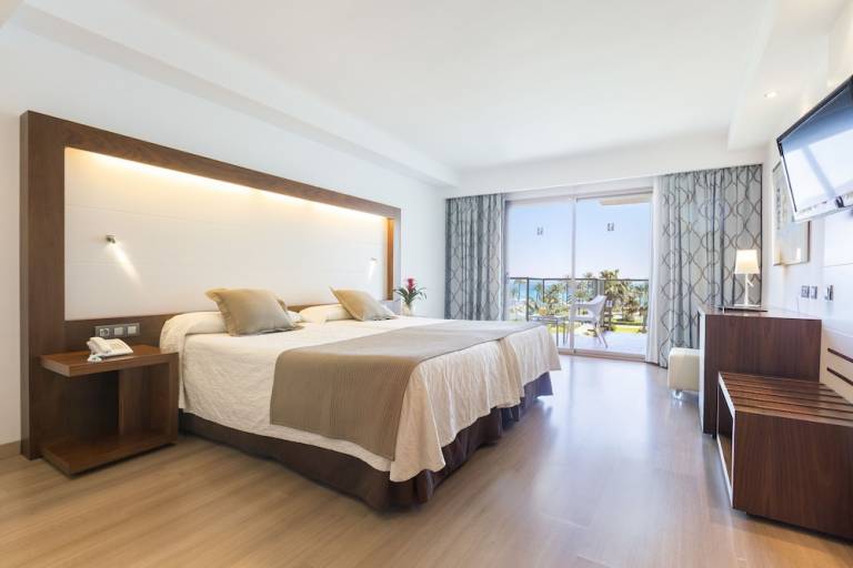 Aparthotel Sa Coma