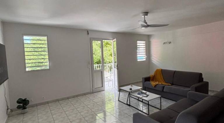 Villa with patio & yard — photo 3
