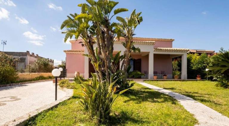 {Villa Jacuzzi Privata}sul mare di Fontane Bianche in Syracuse