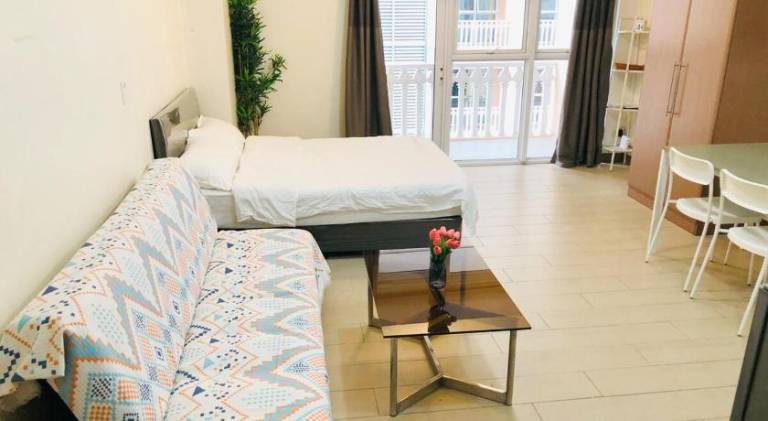 Holiday apartment with pool in Taguig