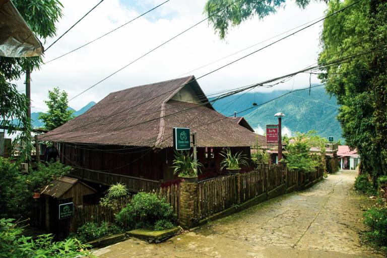 Beautiful rental apartment with barbeque, sauna & yard | Pets allowed in Sa Pa