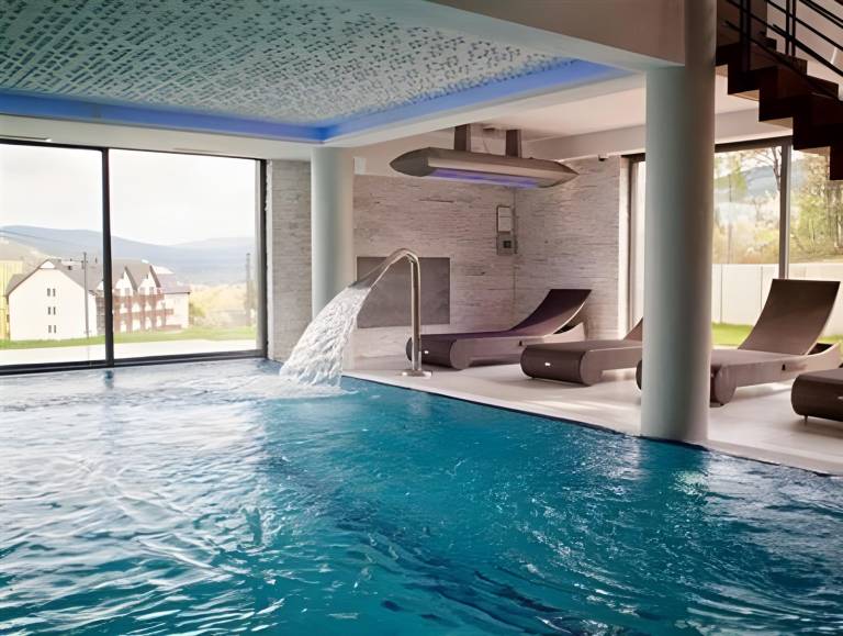 Serviced apartment with terrace, pool & sauna — photo 2