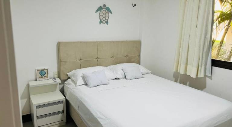 Apartment with jacuzzi & pool — photo 2