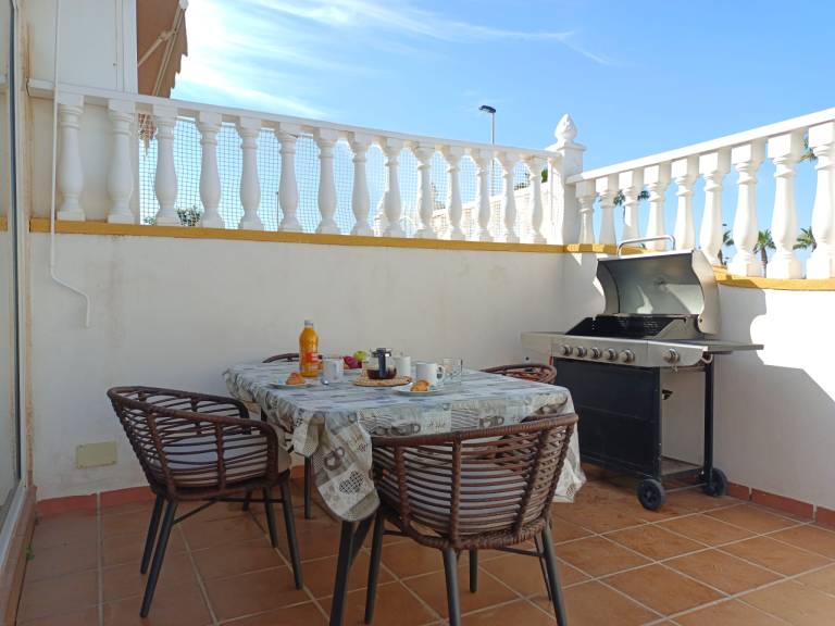 Bungalow near the beach in Torrevieja, Aguas Nuevas — photo 3