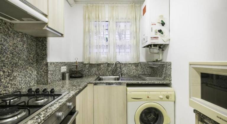 Rental apartment with terrace — photo 3