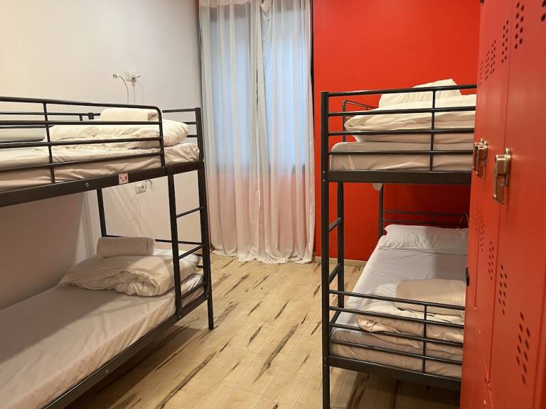 Hostel Milan