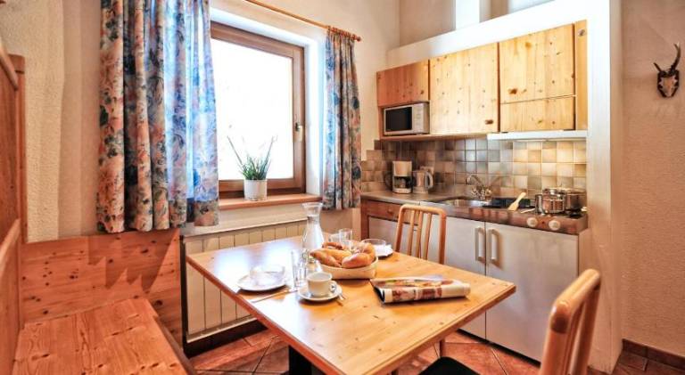 Apart Gabriele Pure Alpin Style St Anton - Mountain Hideaway with Sommercard premium & Dogs Welcome — photo 3