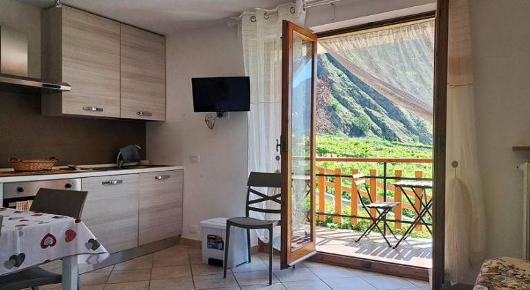 Rental apartment with 1 room for 2 persons in Pre-Saint-Didier