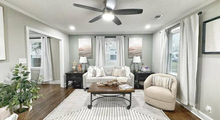 Vacation home | Pet-friendly in Decatur, AL