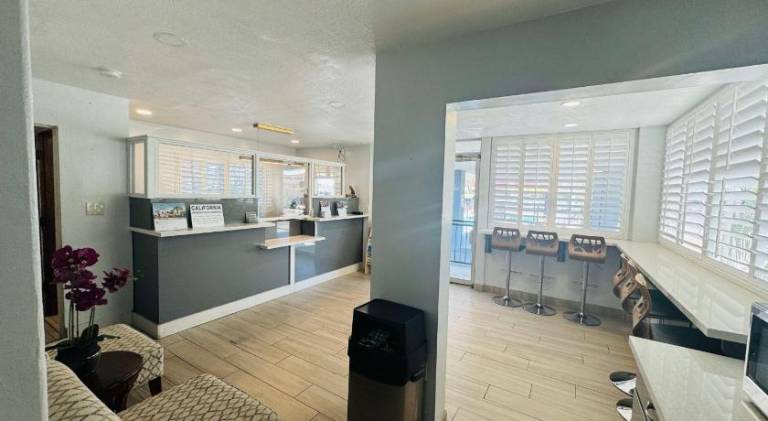 SureStay by Best Western Fresno Central — photo 2