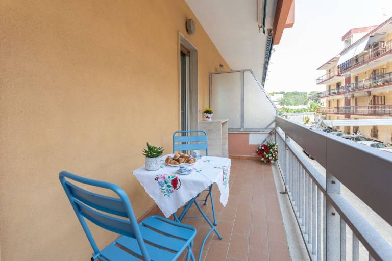 Family-friendly holiday apartment with terrace | Sea view | Next to the beach | Pets are welcome — photo 2
