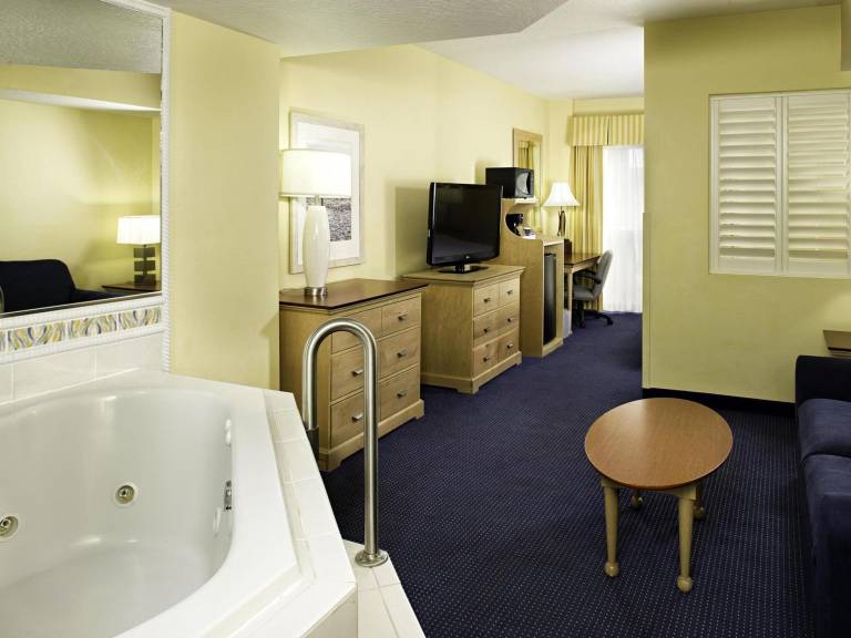 Four Points by Sheraton Cocoa Beach in Cocoa Beach, FL