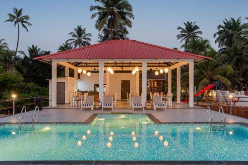 Resort Bhogave Beach