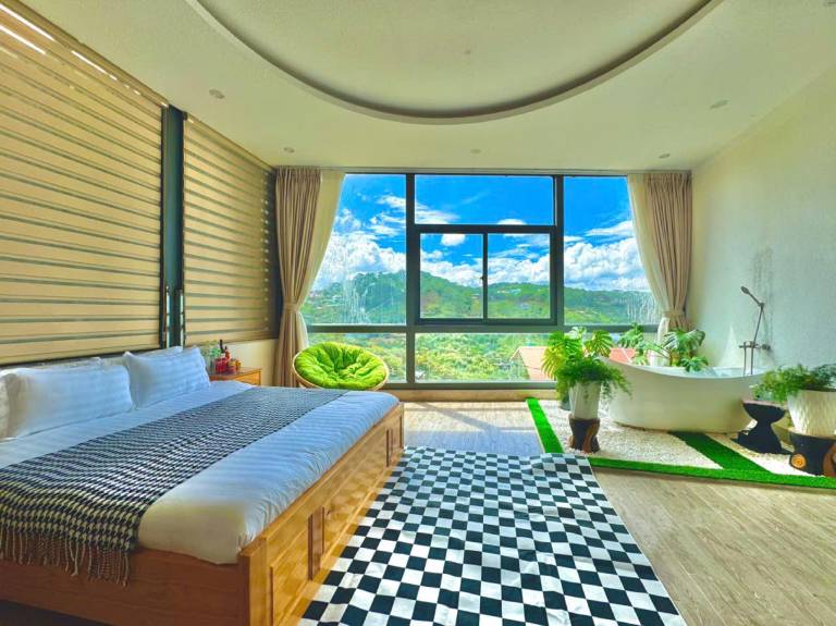 Pine Forest House Da Lat in Da Lat