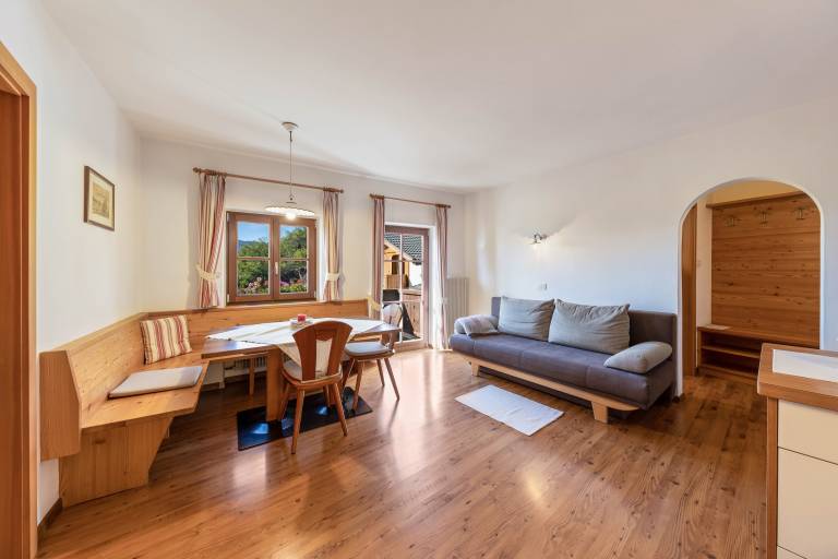 Holiday Apartment "Florerhof Flieder" with Mountain View, Sauna, Wi-Fi & Garden — photo 2