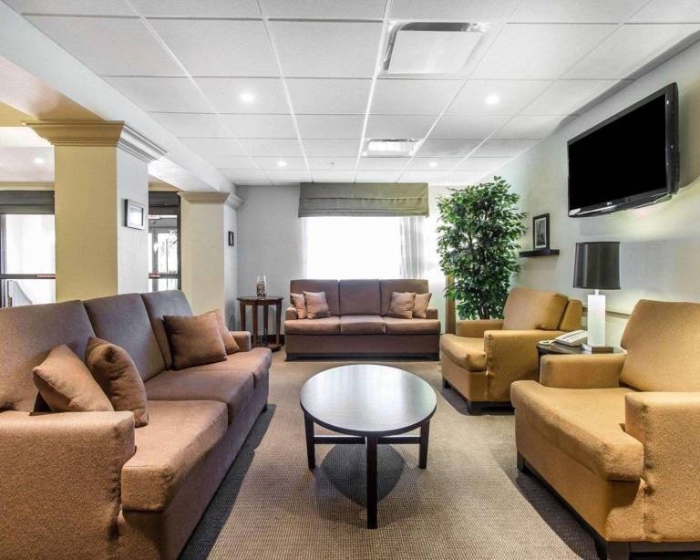 Sleep Inn & Suites Middlesboro — photo 5