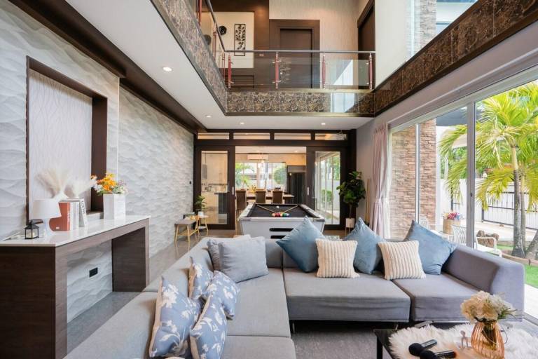 Pleasant house with yard, pool & barbeque | Pet-friendly — photo 3