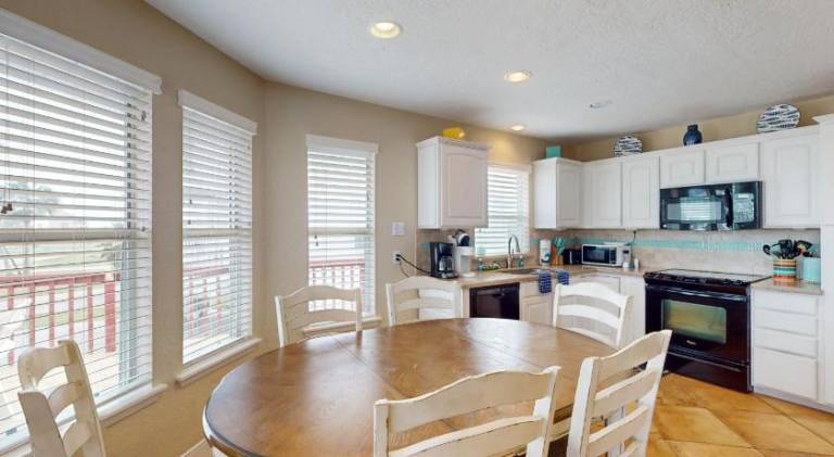 Fully equipped beautiful house with barbeque & patio | Beach nearby | Good for workation | Pets allowed — photo 5