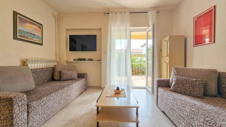Holiday apartment with terrace in Novigrad