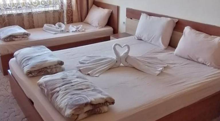 Ample villa | Pet-friendly — photo 2