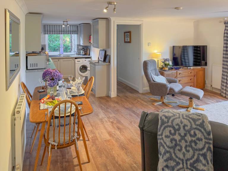 Children-friendly cottage with terrace & yard | River view | Pets are welcome — photo 5