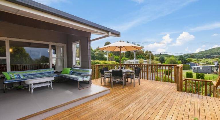 House with 3 rooms for 4 persons in Taupo