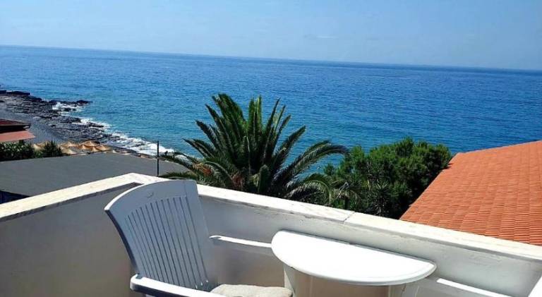 Agia Roumeli Hotel adults only