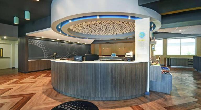 Tru by Hilton Grand Rapids Airport — photo 2