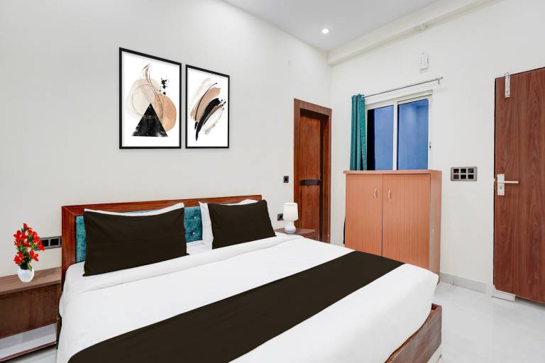 Super Hotel O Shree Ji Puram Near Prem Mandir