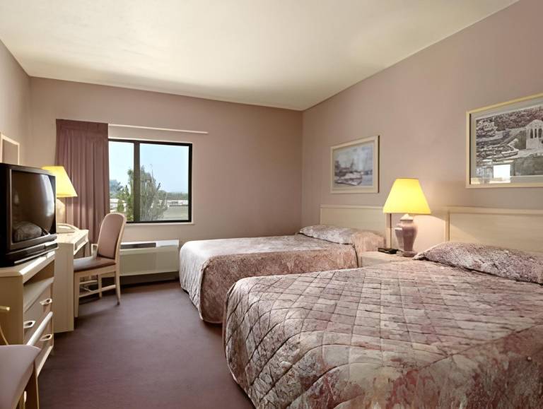 Baymont by Wyndham Paducah in Paducah, KY