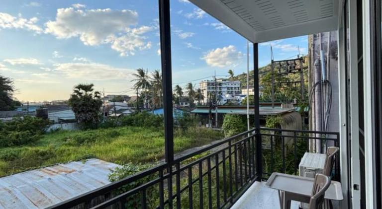 Pleasant vacation home with terrace | Pet-friendly — photo 3