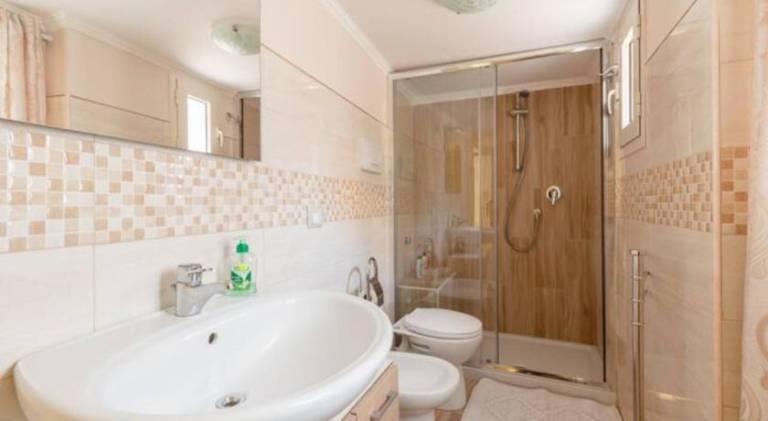 House with 1 room for 2 persons — photo 2